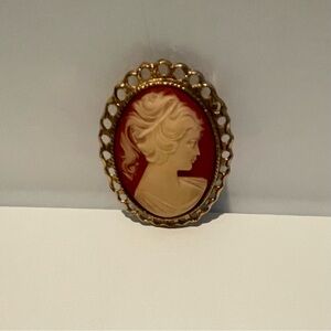 Vintage, Cameo Brooch, Woman Brooch